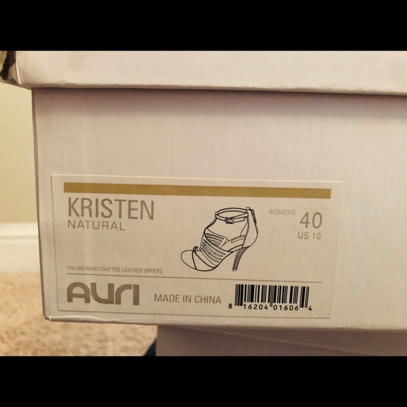 AURI sz10 tan color sandal with cushion footbed - Picture 8 of 8